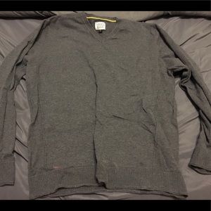 Men’s gray sweater Large